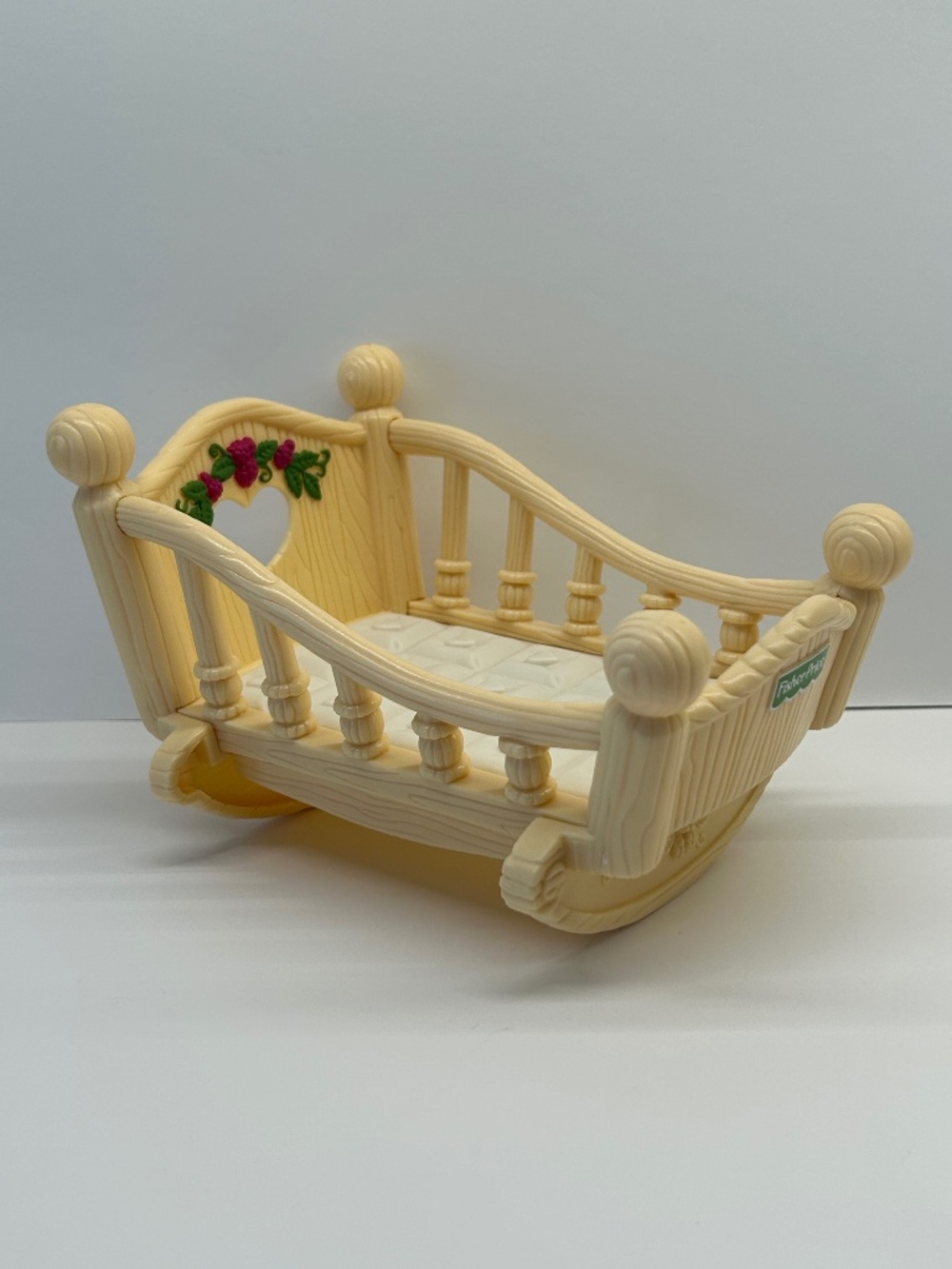Vintage 90s Fisher Price Briarberry Bears Furniture Crib (93F)
